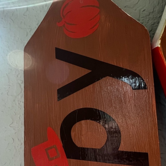 Reversible Thanksgiving & Halloween wooden door hangerw/2 sets of Holliday bows. - Picture 9 of 12